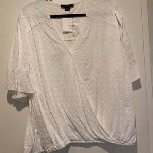 MOVING SALE Sanctuary white short sleeve v neck blouse